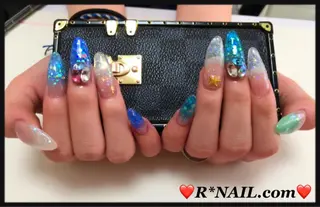 ネイル R*NAIL .comのネイルデザイン