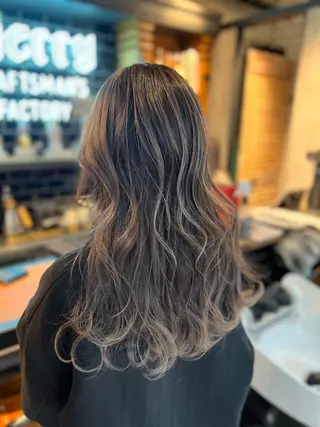 セミロング カラー メンズNo.1💥 ユウトのヘアスタイル