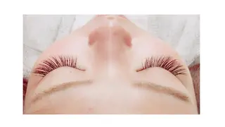 マツエク・マツパ 磧本 祐里恵のヘアスタイル