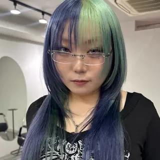 セミロング カラー ヘアアレンジ 🌈【🎀ヘアデザイ ナー🎀】✨ノン✨のヘアスタイル