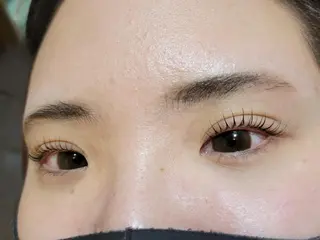 マツエク・マツパ 💜bora .のネイルデザイン