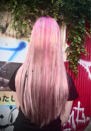 ロング カラー デザインカラー⭐︎★ 🐆hyo🐆のヘアスタイル