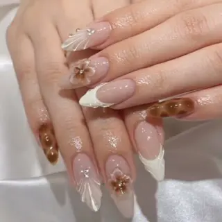 ネイル Queen Nail 柏店　クイーンネイルのネイルデザイン