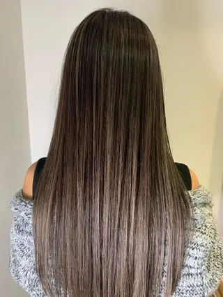 ロング カラー エクステ KAZUMAのヘアスタイル