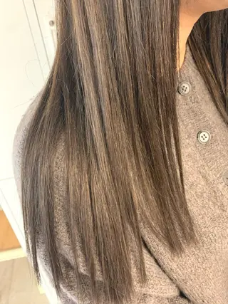 ロング ✨ハイトーン✨艶髪 ✨髪質改善✨和田のヘアスタイル