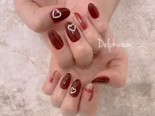 ネイル 岡本 友恵のネイルデザイン