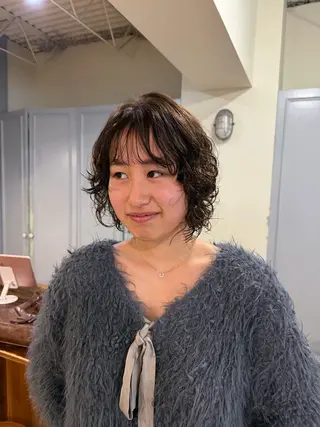 ミディアム パーマ 🤩噂のMr.髪ポジ ティブ®️yu🤩のヘアスタイル