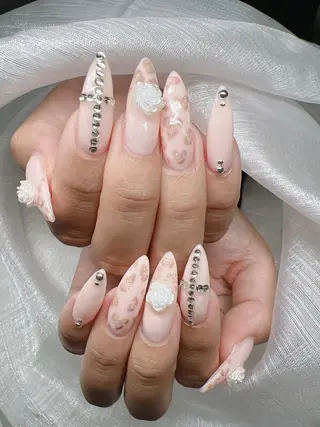 ネイル Lee Nails チップ長さだし専門店のネイルデザイン