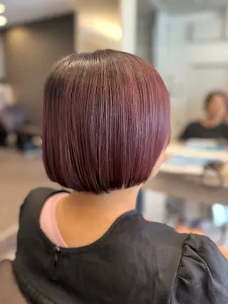 ショート カラー yasuka .のヘアスタイル