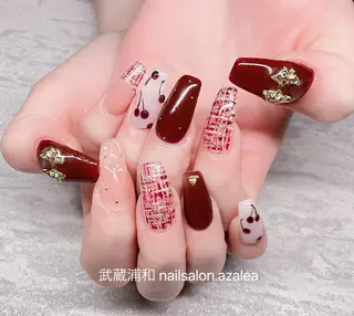 ネイル R inのネイルデザイン