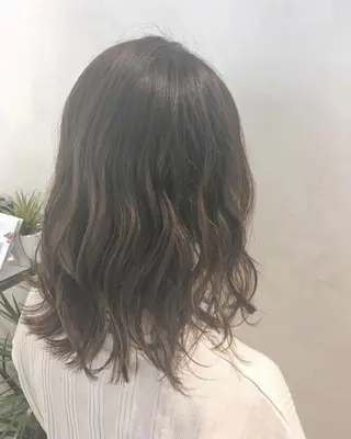 セミロング カラー ヘアアレンジ エグチ アキラのヘアスタイル