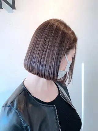 ショート 髪質改善 上品艶感カラーのヘアスタイル