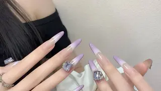 ネイル 小島 阿佑美のネイルデザイン