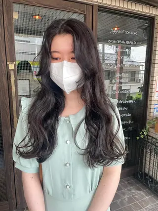 ロング カラー 仙田 遥のヘアスタイル