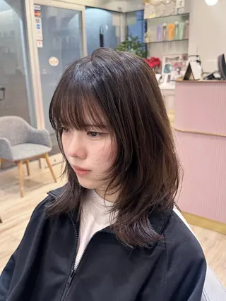 ミディアム 成田 悠里【鶴見 BONECCA】のヘアスタイル