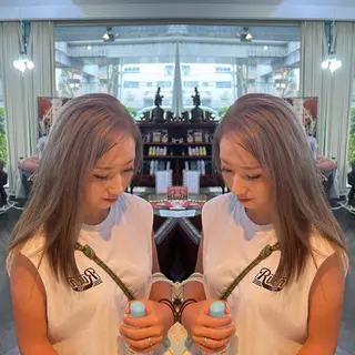 セミロング カラー レイヤー/ボブ/ ミニボブ/AOIのヘアスタイル