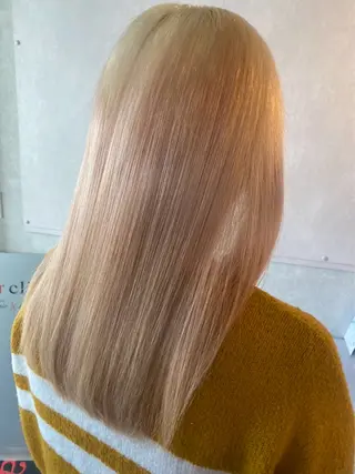 セミロング ere 代々木公園所属・みほ/ニュアンス/ モード/艶カラーのヘアスタイル