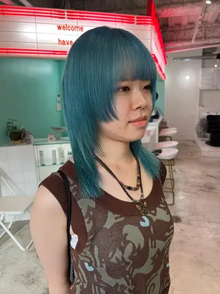 ミディアム 💥ウルフカット デザインあんな💥のヘアスタイル