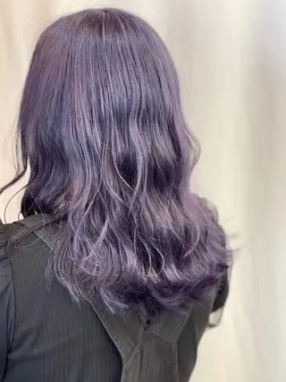 ロング 新宅 綾乃のヘアスタイル