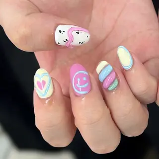 ネイル アトリエ　ミモザ所属・いまむら あかりのネイルデザイン