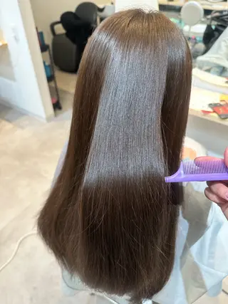 ロング オノ アイラのヘアスタイル