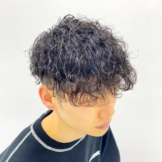 ショート パーマ 豊崎 佑輔のヘアスタイル