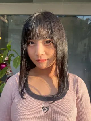 ミディアム StellA所属・MIZUKI/町田/ ハイトーンカラーのヘアスタイル