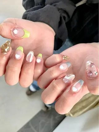 セミロング m kaori𓃟のネイルデザイン