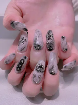 ネイル エムズ ハヤシのネイルデザイン