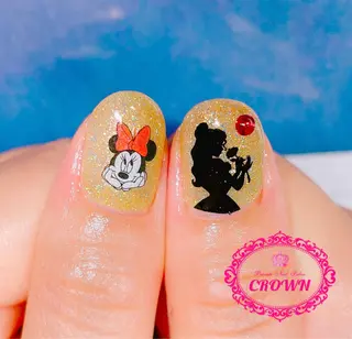 ネイル CROWN プライベートサロンのネイルデザイン