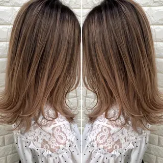 セミロング カラー famille所属・famille ファミーユのヘアスタイル