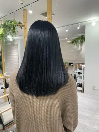 セミロング Nero✂︎ officialのヘアスタイル