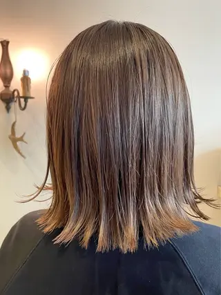 カラー Dille所属・Dille RENAのヘアスタイル