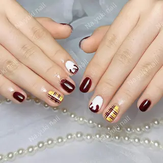 ネイル Queenie 🦋のネイルデザイン