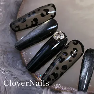 ネイル 自宅ネイルサロン クロバーネイルのネイルデザイン