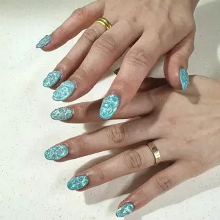 ネイル nailstudio eviz新宿店のネイルデザイン