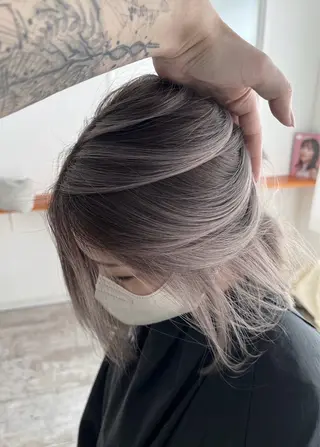 ミディアム カラー ROBIN所属・指名数No.1 /NAOYAのヘアスタイル