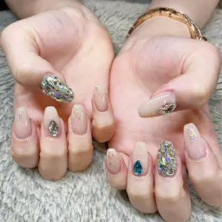 ネイル amour所属・amour ERIKAのマツエク・マツパデザイン