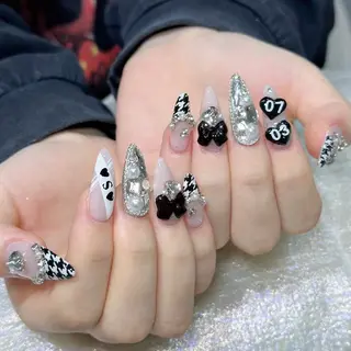 ネイル Queens みなみのネイルデザイン