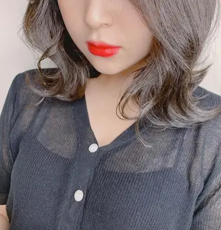 ミディアム カラー オリーブカラー 特化　　kaiのヘアスタイル