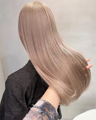 ロング カラー pele 梅田　annex所属・PELEハイトーン shinobuのヘアスタイル