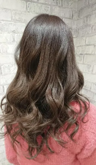 セミロング カラー ヘアアレンジ 秋山 幸太のヘアスタイル