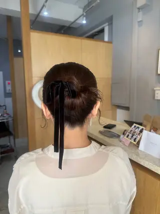 ミディアム miloc MOMOKAのヘアスタイル