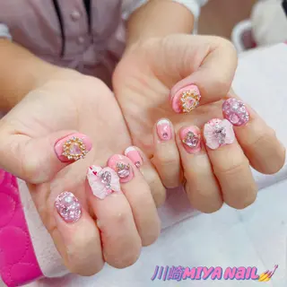 ミディアム 💜MIYA nail川崎店のネイルデザイン