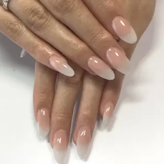 ロング ネイル Megumi Nailのネイルデザイン