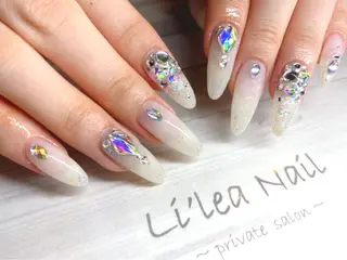 ネイル Li'leaNail AINAのネイルデザイン