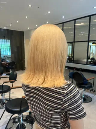 セミロング 韓国ヘア🇰🇷/ みずき/レイヤーのヘアスタイル