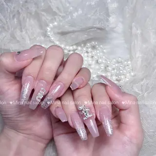 ネイル 🎀まゆ 🪽🐾のネイルデザイン