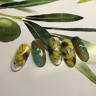 ネイル 奥園 良恵のネイルデザイン