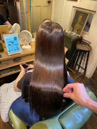 ロング 飯田 実歩(じっぽ)のヘアスタイル